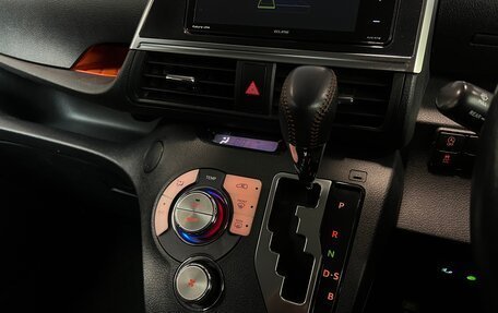 Toyota Sienta II, 2018 год, 1 730 000 рублей, 14 фотография