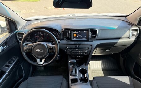KIA Sportage IV рестайлинг, 2016 год, 2 290 000 рублей, 5 фотография