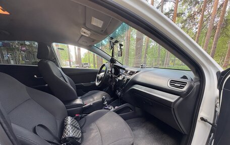 KIA Rio III рестайлинг, 2013 год, 765 000 рублей, 23 фотография