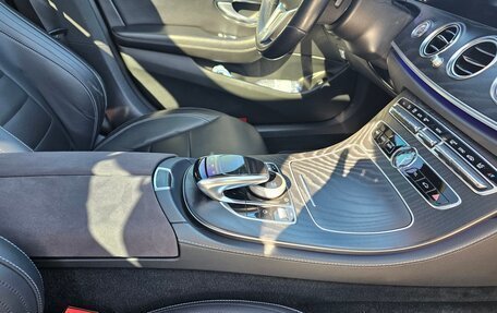 Mercedes-Benz E-Класс, 2018 год, 5 000 000 рублей, 7 фотография