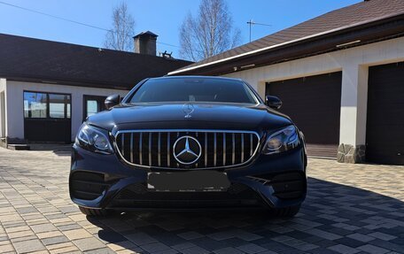 Mercedes-Benz E-Класс, 2018 год, 5 000 000 рублей, 9 фотография