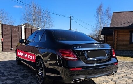 Mercedes-Benz E-Класс, 2018 год, 5 000 000 рублей, 6 фотография