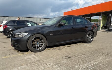 BMW 3 серия, 2005 год, 1 300 000 рублей, 6 фотография