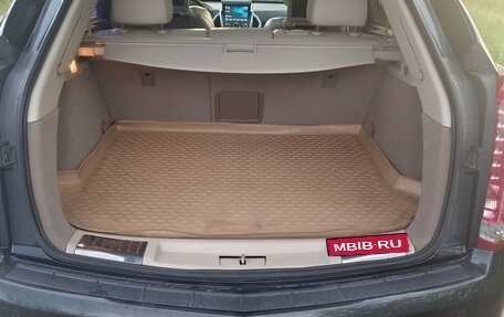 Cadillac SRX II рестайлинг, 2011 год, 1 250 000 рублей, 17 фотография