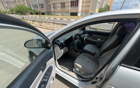 Hyundai Verna II, 2006 год, 460 000 рублей, 5 фотография