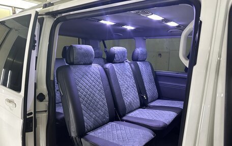 Volkswagen Caravelle T5, 2012 год, 2 480 000 рублей, 7 фотография