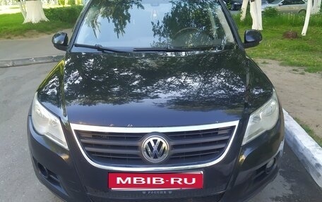 Volkswagen Tiguan I, 2010 год, 890 000 рублей, 1 фотография