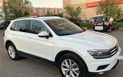Volkswagen Tiguan II, 2017 год, 2 800 000 рублей, 1 фотография