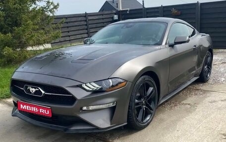 Ford Mustang VI рестайлинг, 2021 год, 3 800 000 рублей, 1 фотография