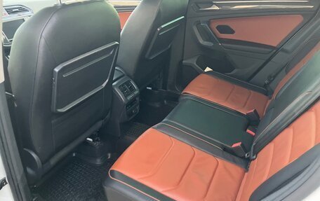Volkswagen Tiguan II, 2017 год, 2 800 000 рублей, 8 фотография