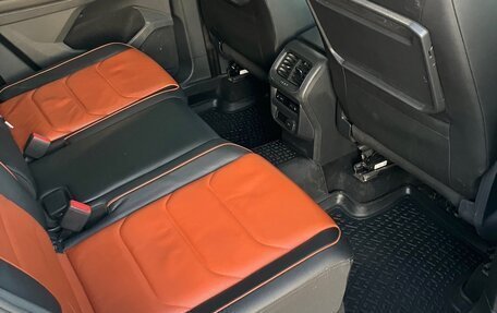 Volkswagen Tiguan II, 2017 год, 2 800 000 рублей, 9 фотография