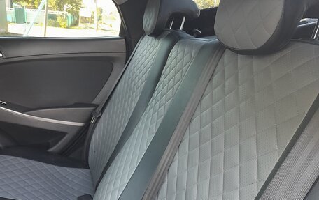Hyundai Solaris II рестайлинг, 2016 год, 1 300 000 рублей, 6 фотография