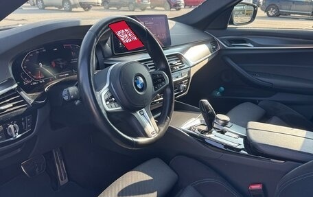 BMW 5 серия, 2021 год, 4 600 000 рублей, 10 фотография