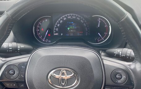 Toyota RAV4, 2021 год, 3 200 000 рублей, 11 фотография
