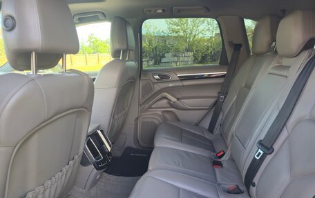 Porsche Cayenne III, 2011 год, 2 650 000 рублей, 8 фотография