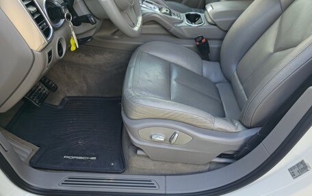 Porsche Cayenne III, 2011 год, 2 650 000 рублей, 14 фотография