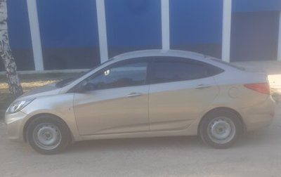 Hyundai Solaris II рестайлинг, 2013 год, 810 000 рублей, 1 фотография