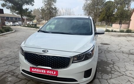 KIA Carnival III, 2017 год, 2 460 000 рублей, 5 фотография