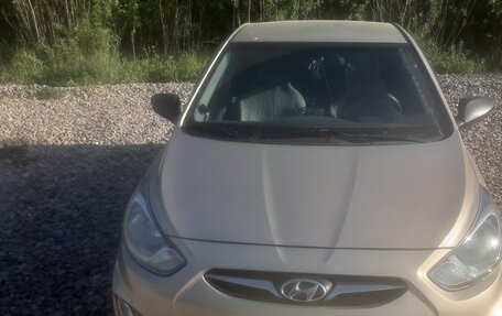 Hyundai Solaris II рестайлинг, 2013 год, 810 000 рублей, 6 фотография