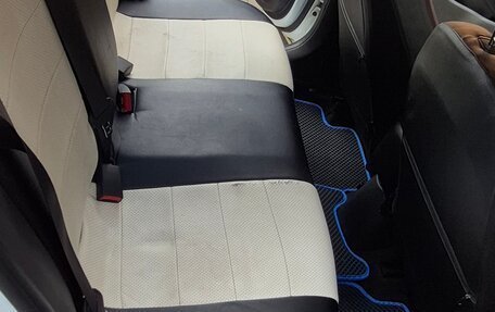 Hyundai Solaris II рестайлинг, 2019 год, 1 100 000 рублей, 4 фотография