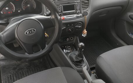 KIA Rio II, 2010 год, 615 000 рублей, 11 фотография
