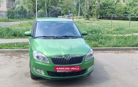 Skoda Fabia II, 2011 год, 835 000 рублей, 2 фотография