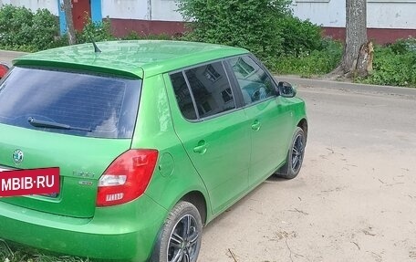Skoda Fabia II, 2011 год, 835 000 рублей, 3 фотография