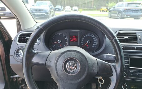 Volkswagen Polo VI (EU Market), 2012 год, 750 000 рублей, 23 фотография