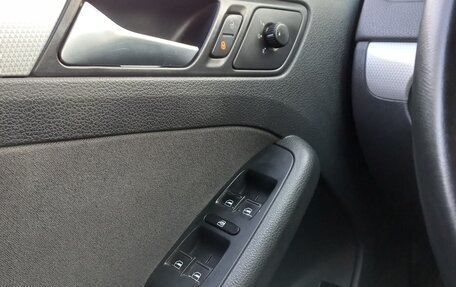 Volkswagen Jetta VI, 2013 год, 1 120 000 рублей, 8 фотография