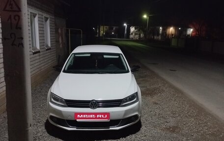 Volkswagen Jetta VI, 2013 год, 1 120 000 рублей, 10 фотография