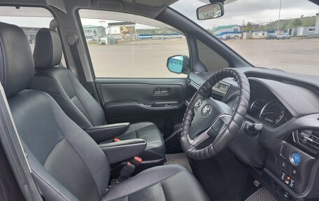 Toyota Esquire I, 2015 год, 1 800 000 рублей, 9 фотография