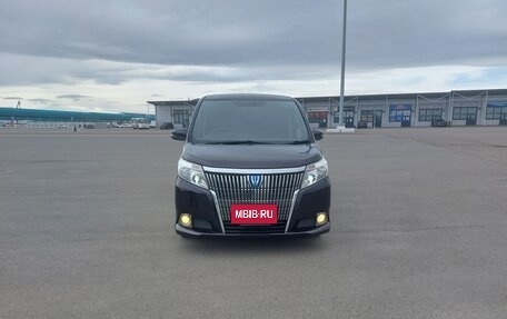 Toyota Esquire I, 2015 год, 1 800 000 рублей, 21 фотография