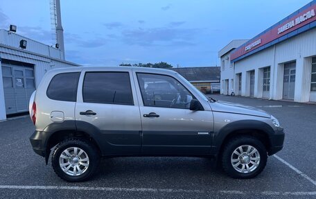 Chevrolet Niva I рестайлинг, 2013 год, 900 000 рублей, 6 фотография