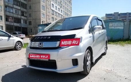 Honda Freed I, 2012 год, 1 250 000 рублей, 3 фотография