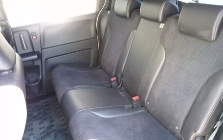 Honda Freed I, 2012 год, 1 250 000 рублей, 10 фотография