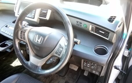 Honda Freed I, 2012 год, 1 250 000 рублей, 33 фотография