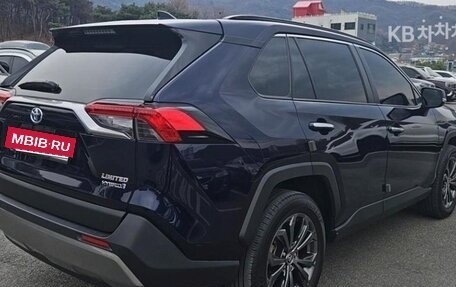 Toyota RAV4, 2022 год, 2 685 000 рублей, 5 фотография