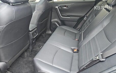 Toyota RAV4, 2022 год, 2 685 000 рублей, 16 фотография