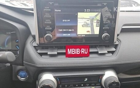 Toyota RAV4, 2022 год, 2 685 000 рублей, 13 фотография