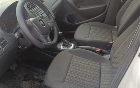 Volkswagen Polo VI (EU Market), 2019 год, 790 000 рублей, 2 фотография