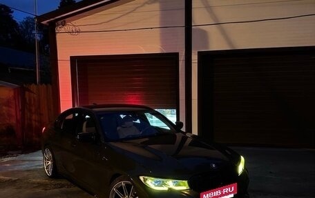 BMW 3 серия, 2019 год, 3 970 000 рублей, 13 фотография