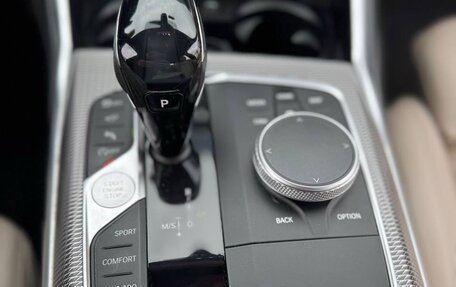 BMW 3 серия, 2019 год, 3 970 000 рублей, 19 фотография