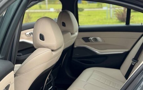 BMW 3 серия, 2019 год, 3 970 000 рублей, 22 фотография