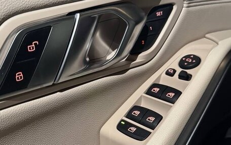BMW 3 серия, 2019 год, 3 970 000 рублей, 25 фотография