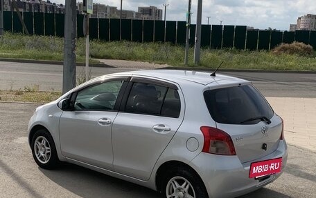 Toyota Vitz, 2005 год, 655 000 рублей, 4 фотография