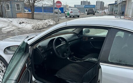 Mercedes-Benz CLK-Класс, 2001 год, 600 000 рублей, 8 фотография
