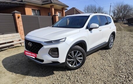 Hyundai Santa Fe IV, 2018 год, 2 499 999 рублей, 4 фотография