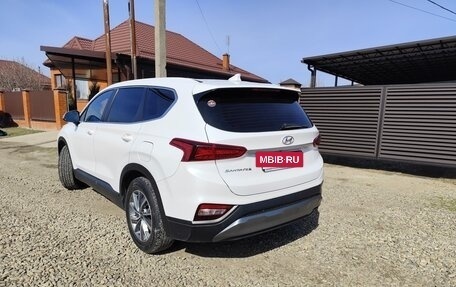 Hyundai Santa Fe IV, 2018 год, 2 499 999 рублей, 3 фотография