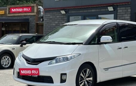 Toyota Estima III рестайлинг -2, 2011 год, 1 680 000 рублей, 3 фотография