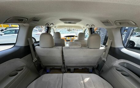 Toyota Estima III рестайлинг -2, 2011 год, 1 680 000 рублей, 24 фотография